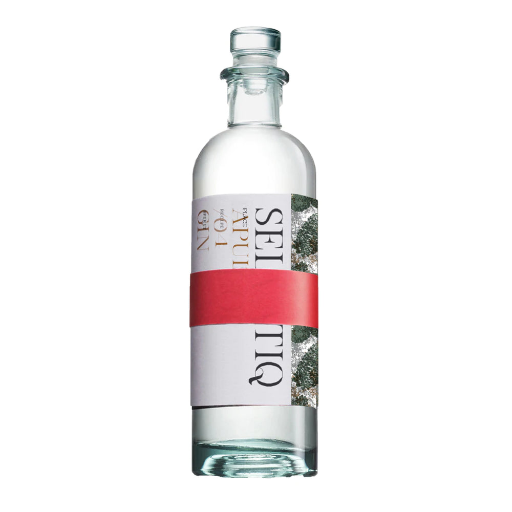 Gin distillato realizzato in Italia con botaniche selvatiche raccolte in Puglia